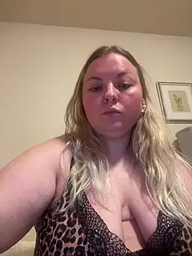 Jewelsbby93 online show from 10, 3, 2026