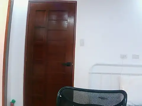 Snapshot of sexiesteyess chatting on 26, 4, 2026 sexiesteyess online show from 26, 4, 2026