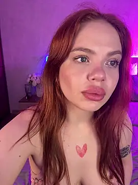 RedheadQueen  online show from 29, 3, 2026