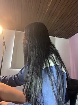 Snapshot of Bella_Pinkk chatting on 12, 3, 2026 Bella Pinkk online show from 12, 3, 2026