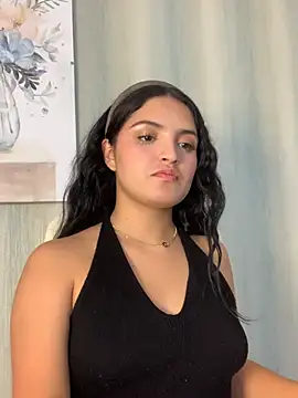 Snapshot of Bella_Pinkk chatting on 13, 3, 2026 Bella Pinkk online show from 13, 3, 2026