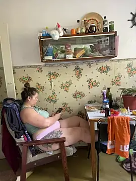 Snapshot of Nenssy555 chatting on 9, 8, 2026 Nenssy555 online show from 9, 8, 2026
