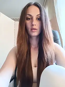 Snapshot of LunaCrystall chatting on 11, 6, 2026 LunaCrystall online show from 11, 6, 2026