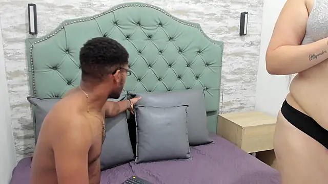 TeamMarcoLuna online show from 4, 4, 2026