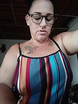 Snapshot of tugordita-hot chatting on 1, 5, 2026 tugordita-hot online show from 1, 5, 2026