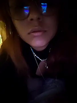 blurosa online show from 15, 4, 2026