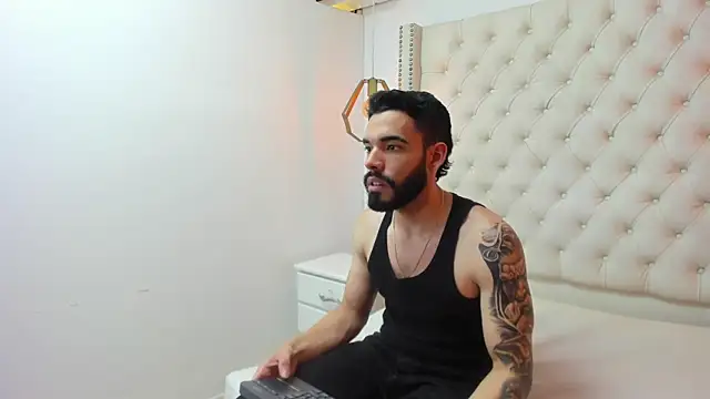 JEAN LEWIS2 online show from 16, 4, 2026