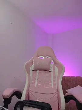 miss  madison online show from 21, 4, 2026