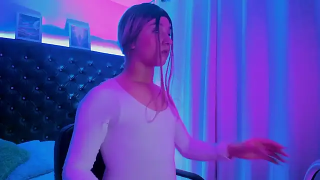 BellaRoge online show from 20, 4, 2026