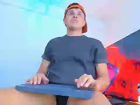 santy bosy online show from 13, 3, 2026