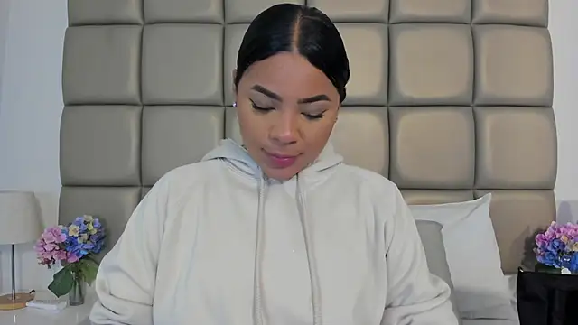 lilly williamss online show from 10, 6, 2026