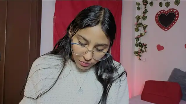 Snapshot of PaulaCutexs chatting on 29, 5, 2026 PaulaCutexs online show from 29, 5, 2026