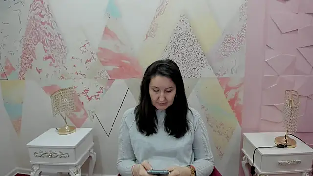 Gessy hale online show from 13, 3, 2026