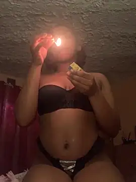 Snapshot of Caramel_Beauty chatting on 4, 7, 2026 Caramel Beauty online show from 4, 7, 2026