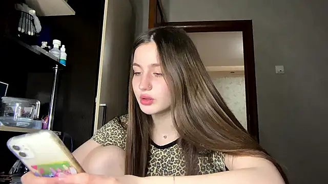 Snapshot of SwervedSlick chatting on 15, 3, 2026 SwervedSlick online show from 15, 3, 2026