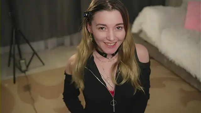 Snapshot of Miss-Angel_ chatting on 9, 6, 2026 Miss-Angel online show from 9, 6, 2026