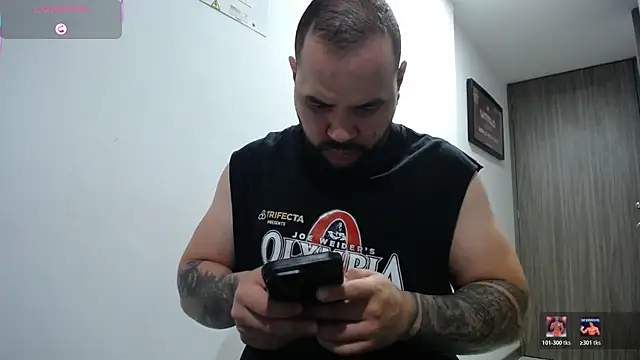 Axel Dominus online show from 6, 7, 2026