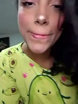 Snapshot of KattyBerryX chatting on 23, 5, 2026 KattyBerryX online show from 23, 5, 2026