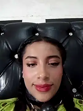 Snapshot of KattyBerryX chatting on 14, 6, 2026 KattyBerryX online show from 14, 6, 2026