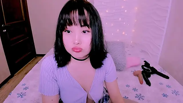 Snapshot of Akiko_Yun chatting on 7, 1, 2026 Akiko Yun online show from 7, 1, 2026