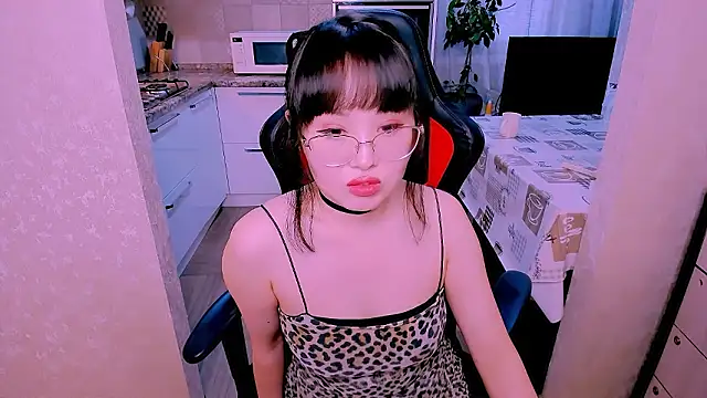 Snapshot of Akiko_Yun chatting on 13, 2, 2026 Akiko Yun online show from 13, 2, 2026