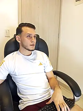 TommyYoung77 online show from 13, 3, 2026