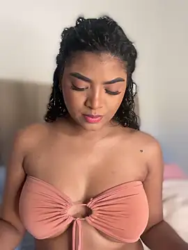 Snapshot of karlymonroe chatting on 16, 3, 2026 karlymonroe online show from 16, 3, 2026