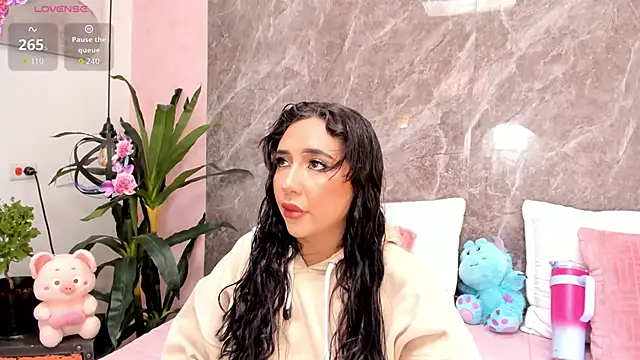 Megan Stein online show from 12, 6, 2026