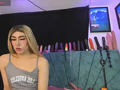 Snapshot of naughty_trans_dolls chatting on 27, 4, 2026 naughty trans dolls online show from 27, 4, 2026