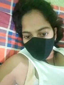 nidhiyadav00 online show from 18, 4, 2026