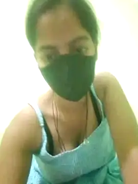 nidhiyadav00 online show from 21, 4, 2026