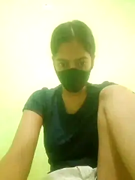nidhiyadav00 online show from 23, 4, 2026