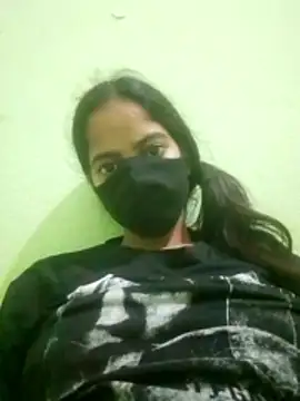 nidhiyadav00 online show from 2, 5, 2026
