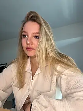 bettyloveu online show from 24, 3, 2026