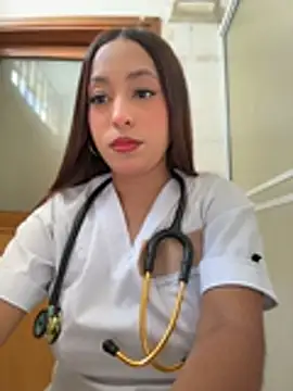 Snapshot of MiaCamille_ chatting on 15, 5, 2026 MiaCamille online show from 15, 5, 2026