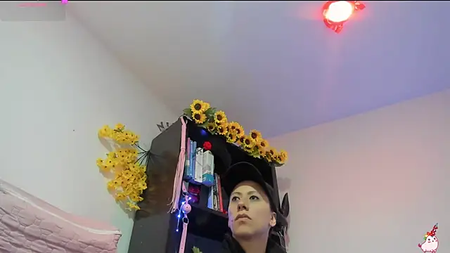 ItsAmara online show from 10, 6, 2026