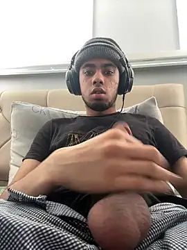 iLoveGirlsOnlyStr8Asf online show from 8, 4, 2026