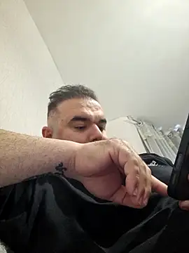 bigmillz32 online show from 25, 3, 2026