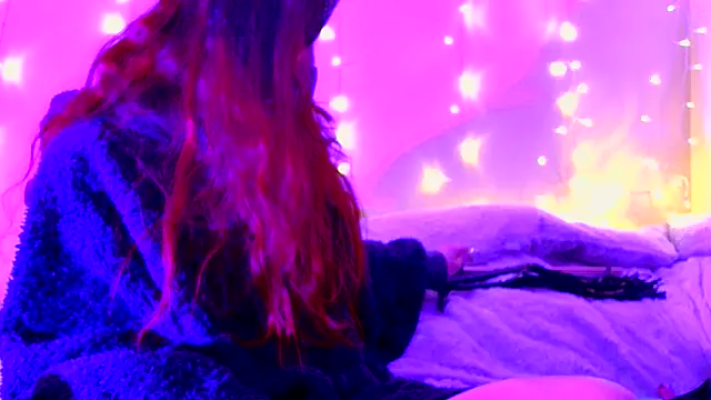 MilkyKittyMilf online show from 13, 3, 2026