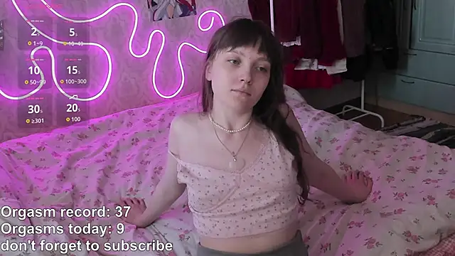 RileyNymph online show from 19, 4, 2026
