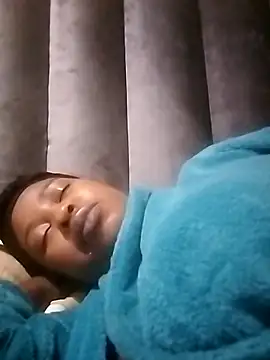 Prettylicou online show from 28, 4, 2026