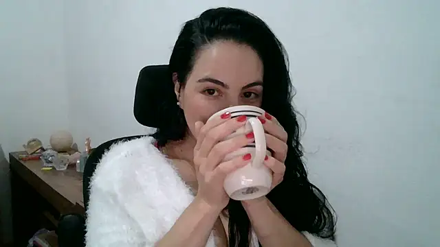 AnabeleNogueira online show from 25, 7, 2026