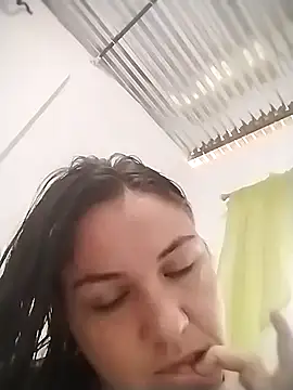 Snapshot of Luciaa_wet chatting on 20, 3, 2026 Luciaa wet online show from 20, 3, 2026