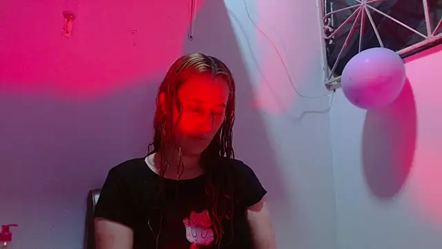Snapshot of Mariam_wish chatting on 23, 7, 2026 Mariam wish online show from 23, 7, 2026
