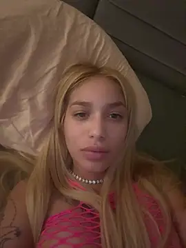 Snapshot of Brazilianblond chatting on 13, 3, 2026 Brazilianblond online show from 13, 3, 2026