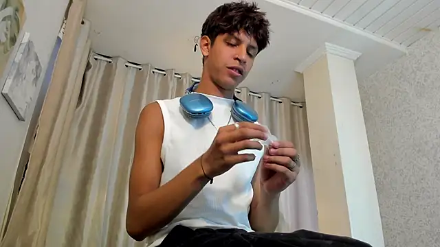 Snapshot of Ethan_qop chatting on 5, 7, 2026 Ethan qop online show from 5, 7, 2026