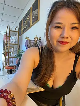 Xiaoxiao-y online show from 22, 4, 2026