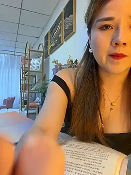 Xiaoxiao-y online show from 5, 5, 2026