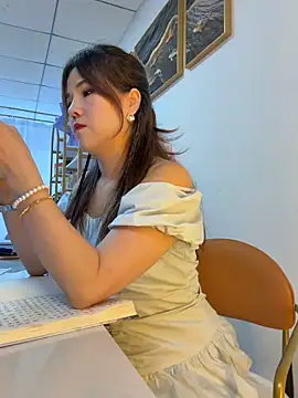Xiaoxiao-y online show from 16, 6, 2026