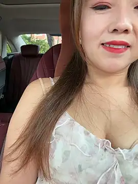Xiaoxiao-y online show from 23, 7, 2026